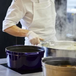 Staub 9 Qt. Round Cocotte/Dutch Oven | Dark Blue -Food Prep Tools Shop 40510 286 0 2