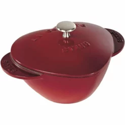 Staub 1.75 Qt. Heart Cocotte/Dutch Oven | Cherry Red