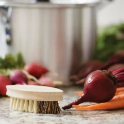 Fox Run Natural Vegetable Brush -Food Prep Tools Shop 74907 lifestyle image1 scaled