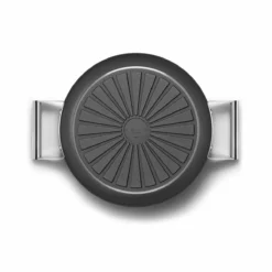 SMEG 4 Qt. Nonstick Deep Pan With Lid | Black -Food Prep Tools Shop ckfd2811blm 6