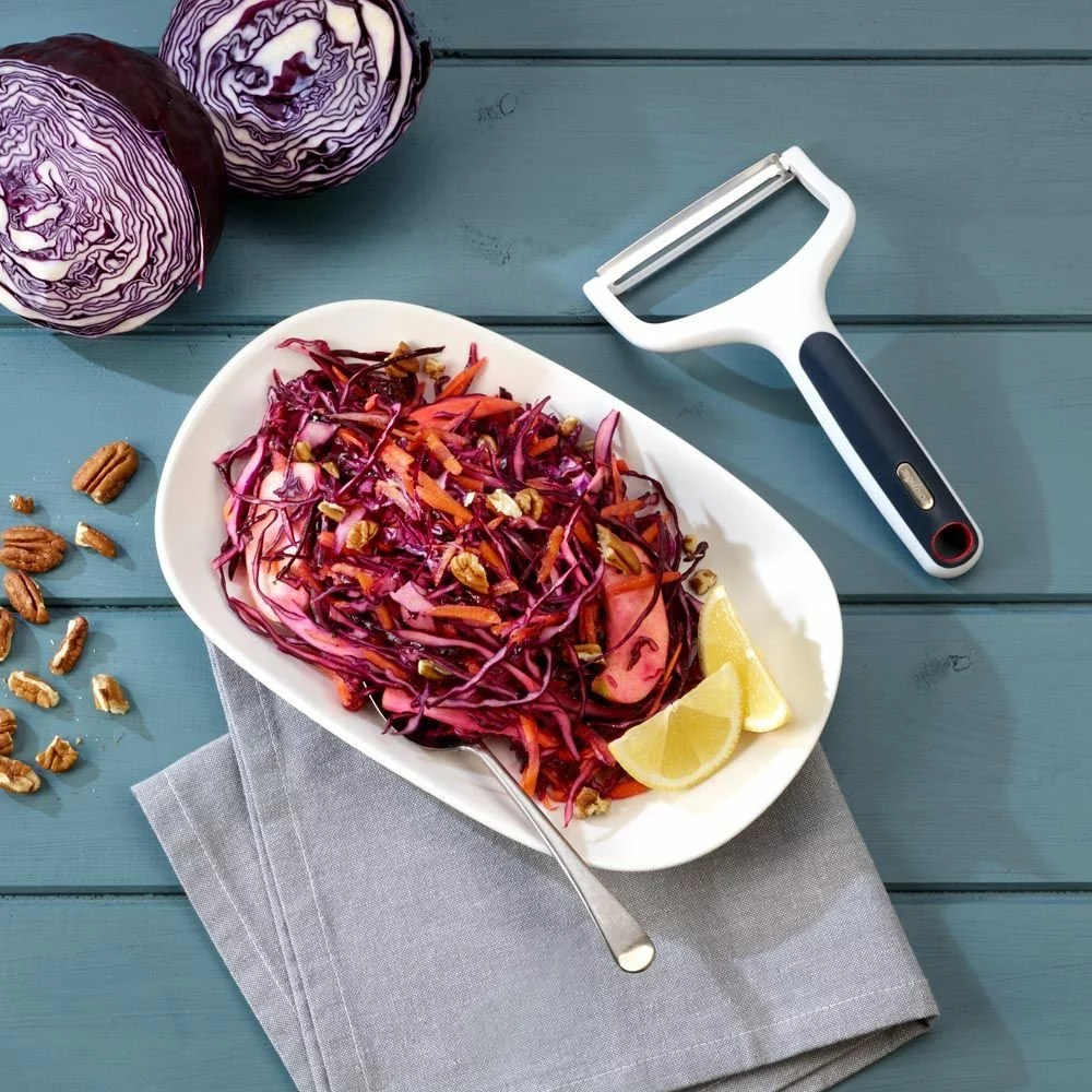 Zyliss Smooth Glide Wide Peeler 5 Zyliss Smooth Glide Wide Peeler - Image 3