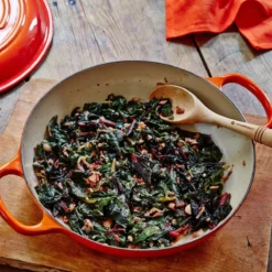 Le Creuset 2.25 Qt. Signature Enameled Cast Iron Braiser With Stainless Steel Knob | Flame Orange 14 Le Creuset 2.25 Qt. Signature Enameled Cast Iron Braiser With Stainless Steel Knob | Flame Orange -Food Prep Tools Shop flamelife3