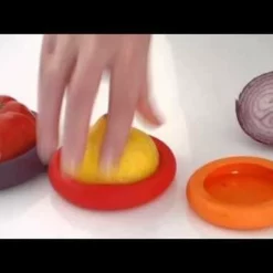 Food Huggers Citrus Savers (Set Of 2) | Fresh Green 14 Food Huggers Citrus Savers (Set Of 2) | Fresh Green -Food Prep Tools Shop hqdefault 7 38