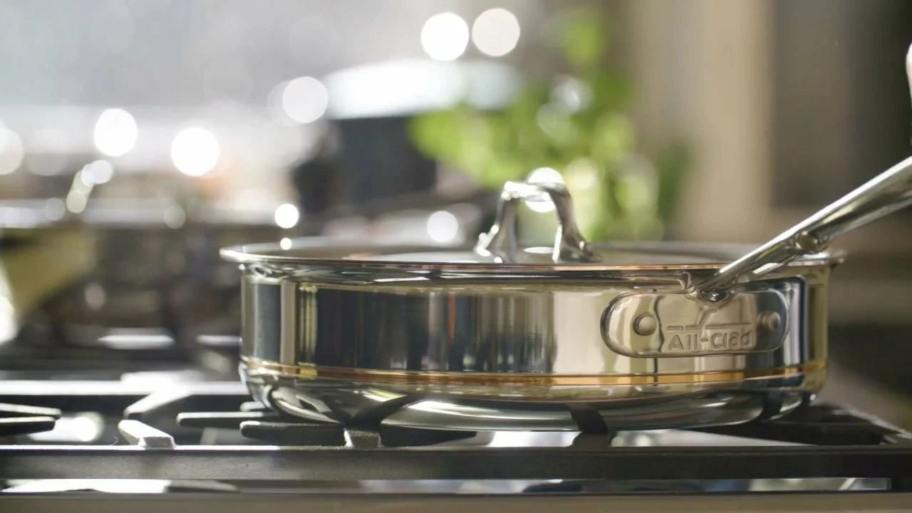 All-Clad D3 Stainless Steel Saucepan & Lid | 1.5 Qt. 3 All-Clad D3 Stainless Steel Saucepan & Lid | 1.5 Qt.