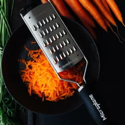 Microplane Gourmet Series Julienne Grater | Black -Food Prep Tools Shop microplane julienne 1