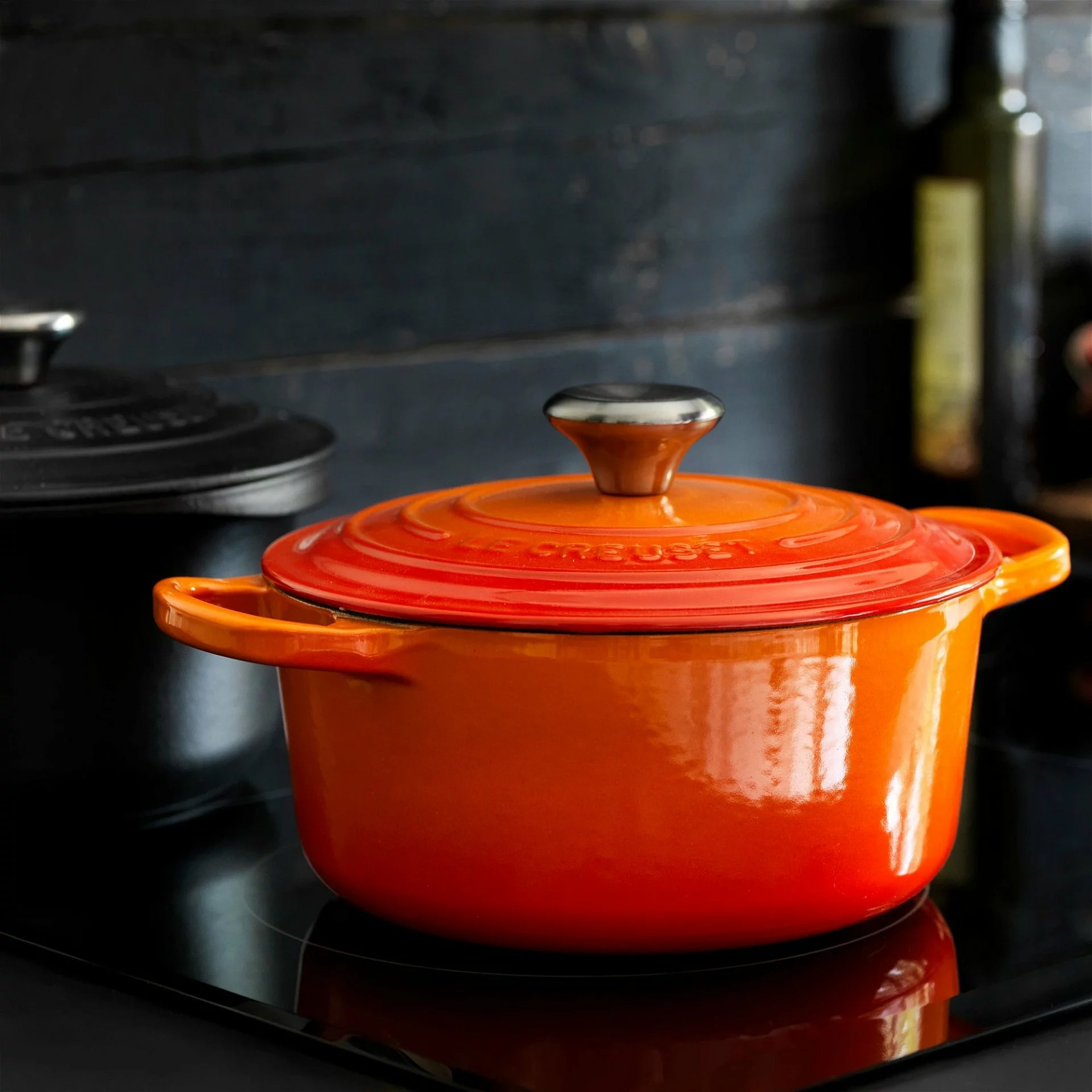 Le Creuset 3.5 Qt. Round Signature Dutch Oven With Stainless Steel Knob | Flame Orange 7 Le Creuset 3.5 Qt. Round Signature Dutch Oven With Stainless Steel Knob | Flame Orange - Image 5