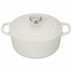 Le Creuset 4.5 Qt. Round Signature Dutch Oven With Stainless Steel Knob | White
