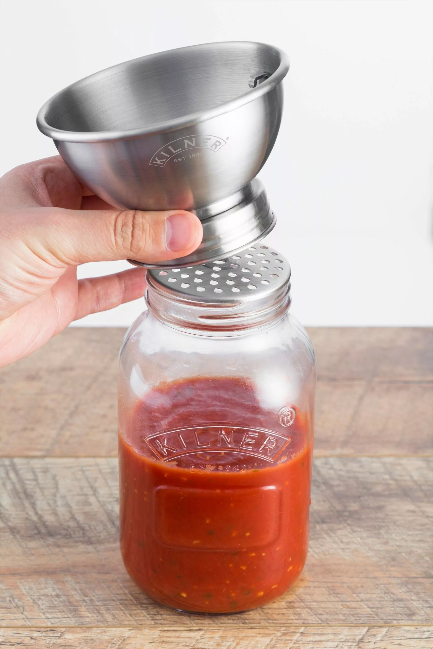 Kilner Sauce Press Jar Set 8 Kilner Sauce Press Jar Set - Image 6