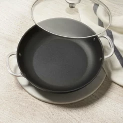 Le Creuset 4 Qt. Shallow Casserole/Braiser With Glass Lid | Toughened Nonstick Pro -Food Prep Tools Shop tbraiser3